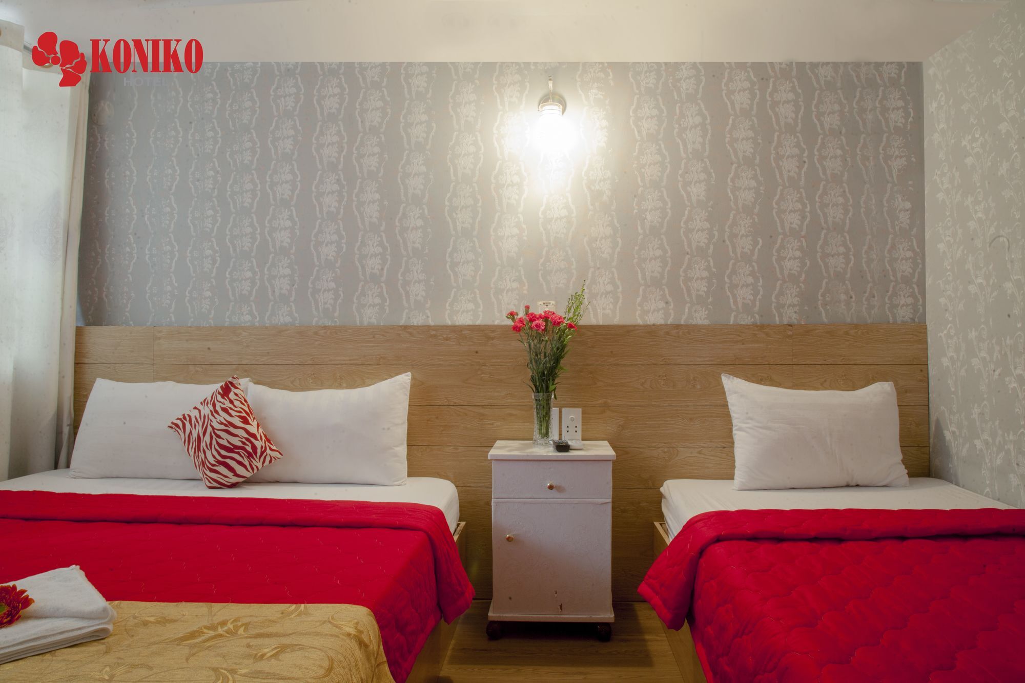 Koniko Hotel Ho Şi Min Exterior foto