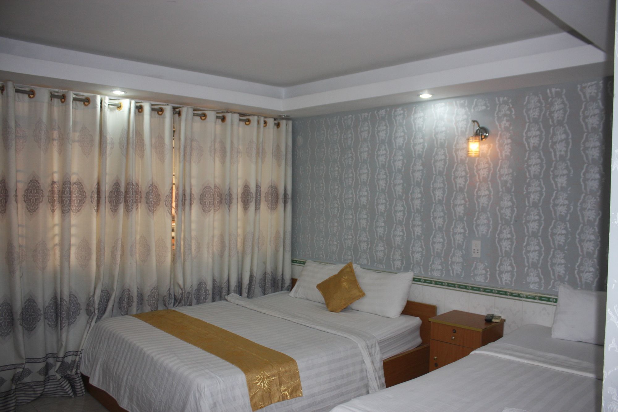 Koniko Hotel Ho Şi Min Exterior foto